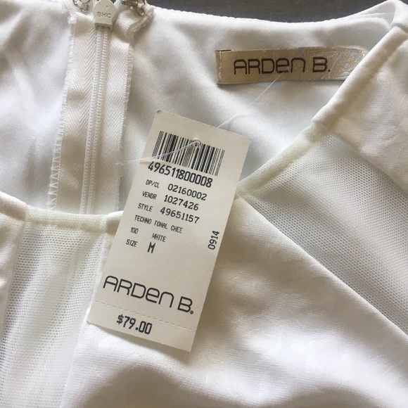 White dress - Picture 3 of 6